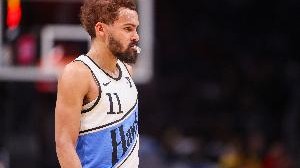 大发官网-吹杨生涯43次单场至少25分10助+5记三分 追平库里并列历史第二！