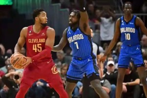 1夜5笔签约达成！湖人签23+12中锋，火箭再签一位3D，掘金签1前锋